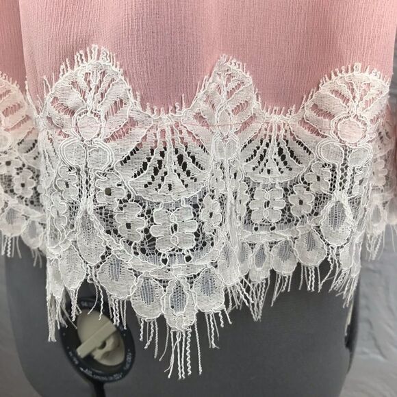 About A Girl Pink Off Shoulder Cream Lace Trim Top - Picture 5 of 8